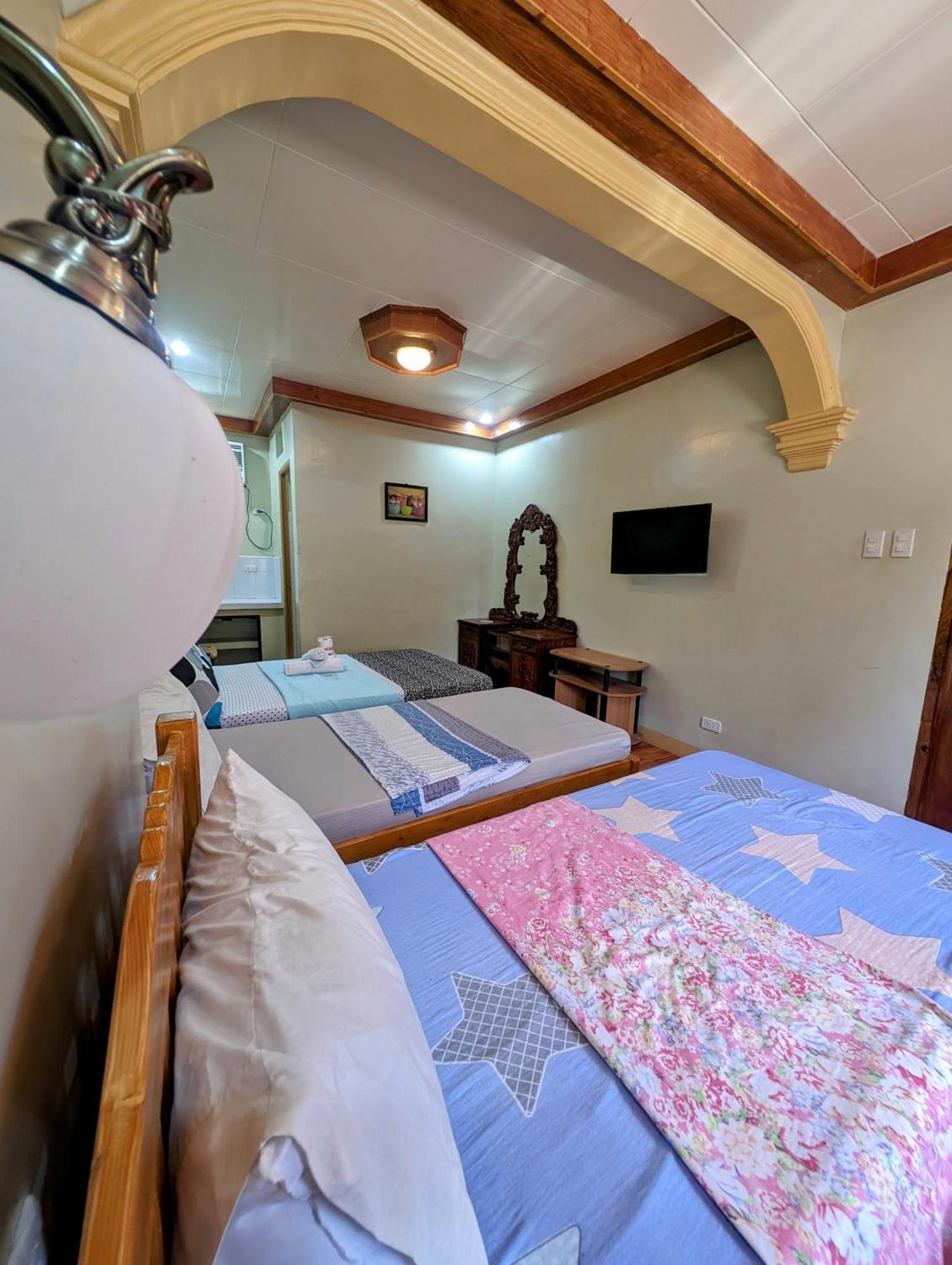 Screaming Gecko Hostel Air-Con Busuanga Exterior foto
