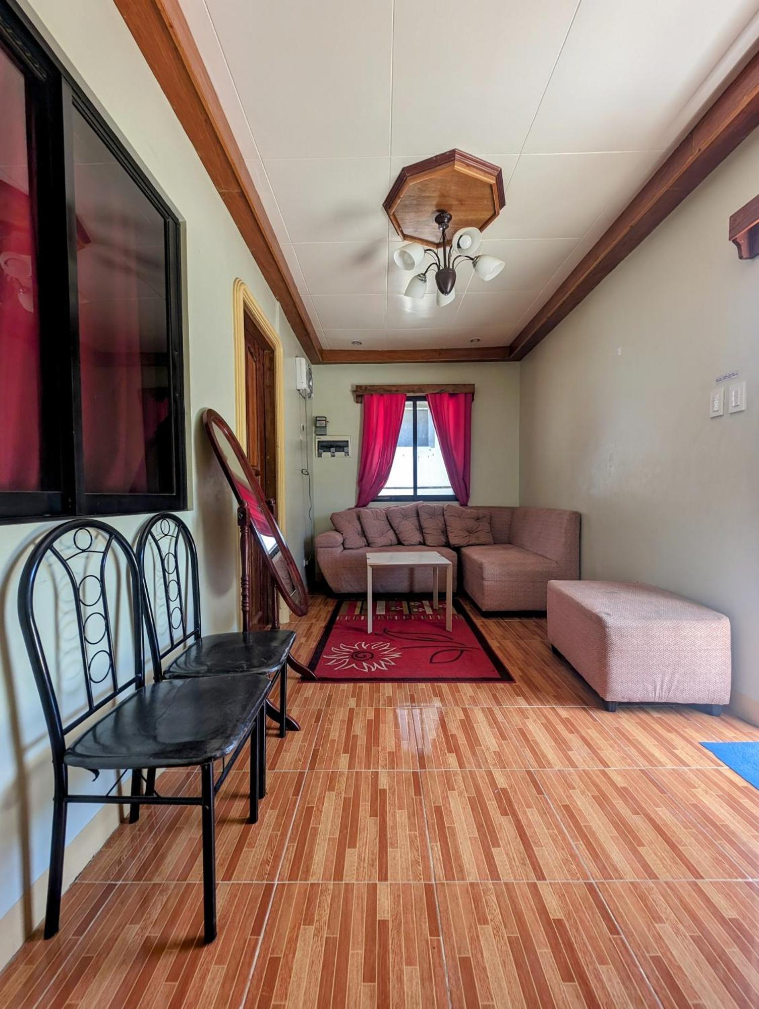 Screaming Gecko Hostel Air-Con Busuanga Exterior foto